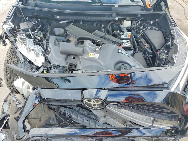 Photo 11 from auction – 2021 TOYOTA RAV4 with VIN 2T3W1RFVXMW105712