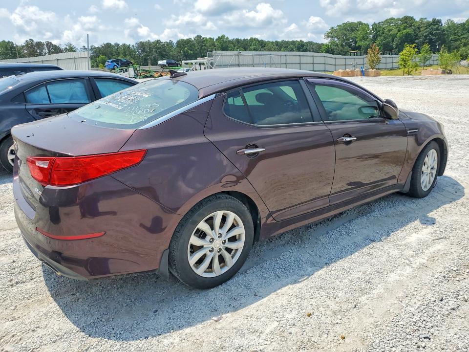 Photo 3 from auction – 2015 KIA OPTIMA with VIN 5XXGN4A75FG445148