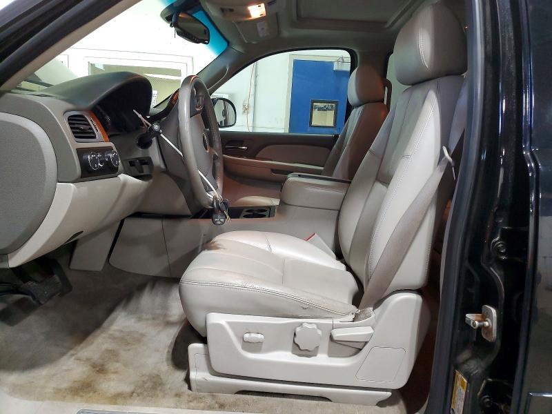 Photo 7 from auction – 2008 GMC YUKON with VIN 1GKFK13568R239548