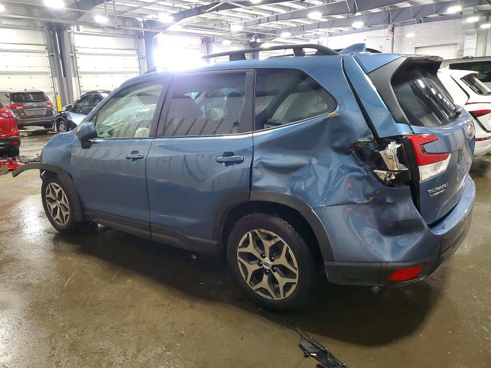 Photo 2 from auction – 2023 SUBARU FORESTER with VIN JF2SKAEC7PH427314