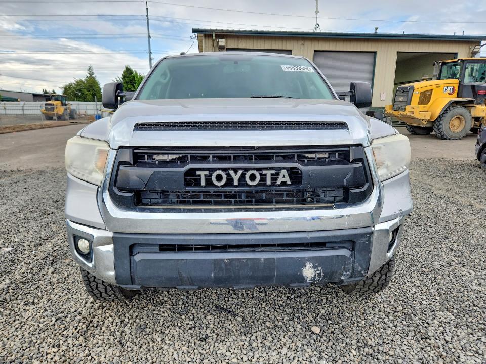 Photo 5 from auction – 2015 TOYOTA TUNDRA with VIN 5TFUW5F14FX487149