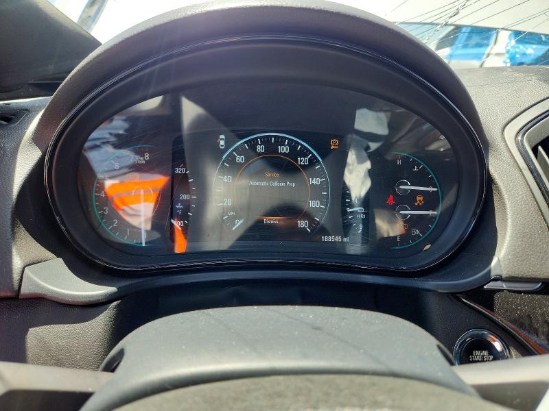 Photo 9 from auction – 2017 BUICK REGAL with VIN 2G4GU5GX2H9151440