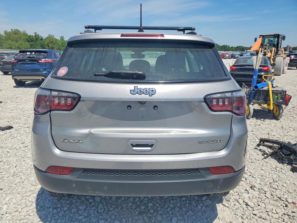 Photo 6 from auction – 2020 JEEP COMPASS with VIN 3C4NJDAB5LT210174