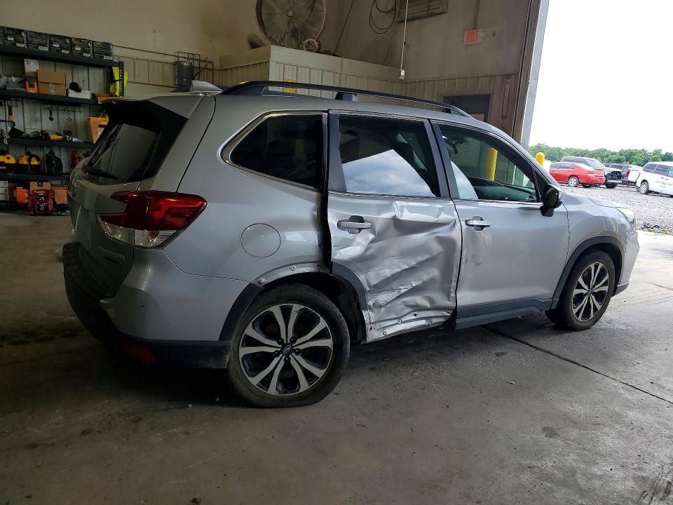 Photo 3 from auction – 2019 SUBARU FORESTER with VIN JF2SKAUC6KH507925