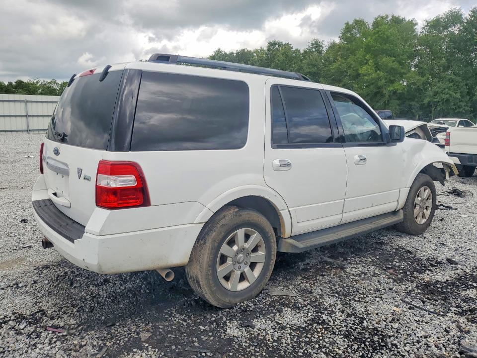 Photo 3 from auction – 2010 FORD EXPEDITION with VIN 1FMJU1F59AEA34164