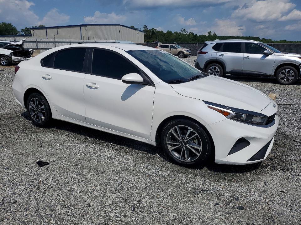 Photo 4 from auction – 2023 KIA FORTE with VIN 3KPF24AD7PE508769