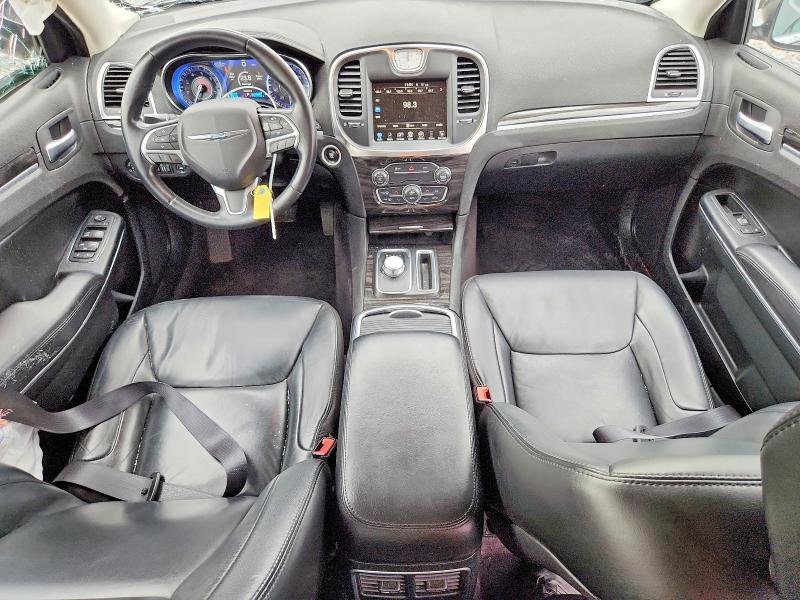Photo 8 from auction – 2016 CHRYSLER 300 with VIN 2C3CCAAG2GH288183