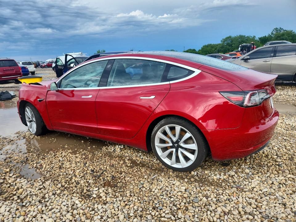 Photo 2 from auction – 2018 TESLA MODEL 3 with VIN 5YJ3E1EA7JF031707