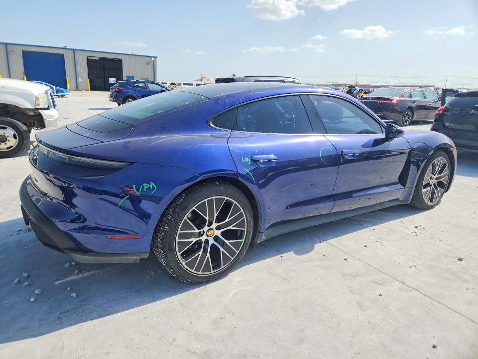 Photo 3 from auction – 2022 PORSCHE TAYCAN with VIN WP0AA2Y14NSA11933
