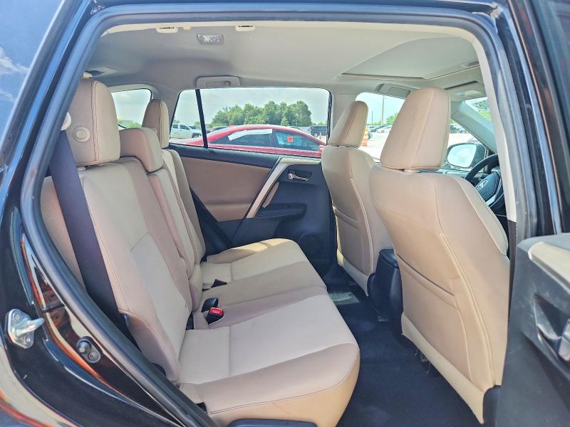 Photo 11 from auction – 2015 TOYOTA RAV4 with VIN 2T3WFREV2FW213358