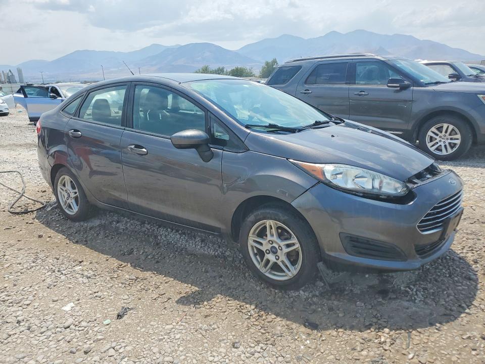 Zdjęcie 4 z aukcji – 2017 FORD FIESTA z VIN 3FADP4BJ4HM110400