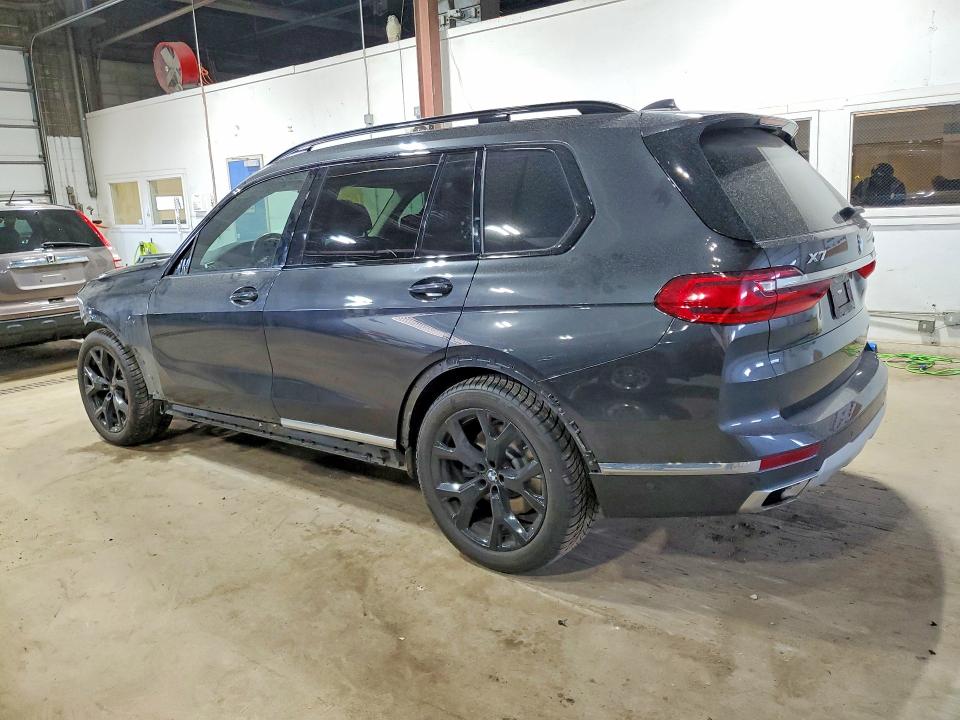 Photo 2 from auction – 2022 BMW X7 with VIN 5UXCW2C06N9K68507