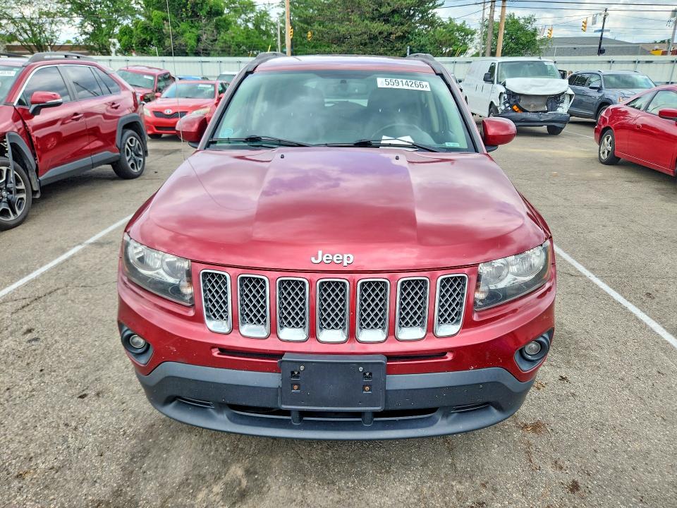 Photo 5 from auction – 2017 JEEP COMPASS with VIN 1C4NJCEB4HD182711