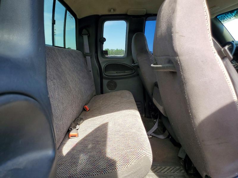 Photo 10 from auction – 2000 DODGE RAM 2500 with VIN 1B7KF2363YJ117161