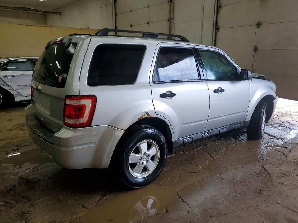 Photo 3 from auction – 2012 FORD ESCAPE with VIN 1FMCU0D75CKA88718