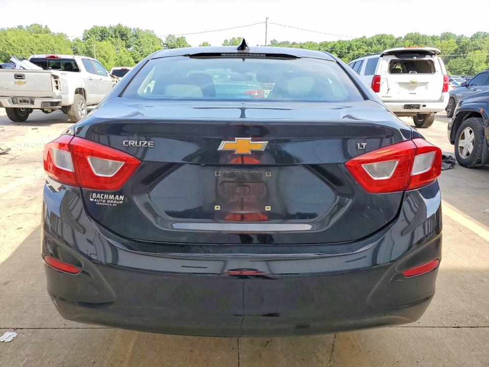 Photo 6 from auction – 2016 CHEVROLET CRUZE with VIN 1G1BE5SM5G7249637