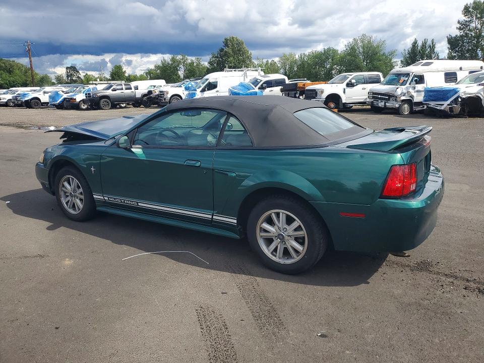 Photo 2 from auction – 2000 FORD MUSTANG with VIN 1FAFP4447YF288771