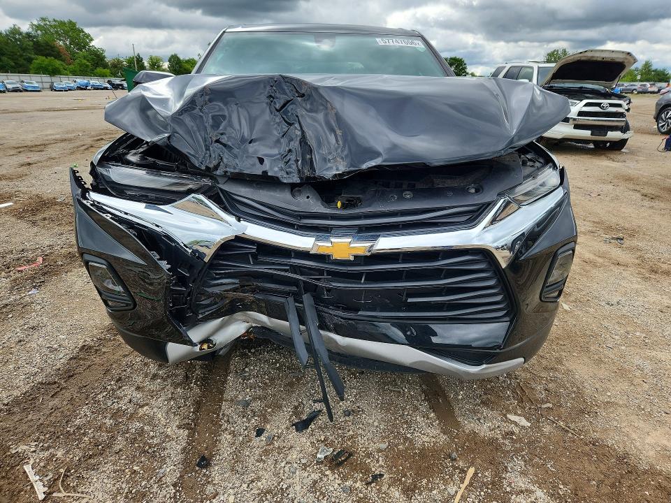 Photo 5 from auction – 2022 CHEVROLET BLAZER with VIN 3GNKBHR43NS123743