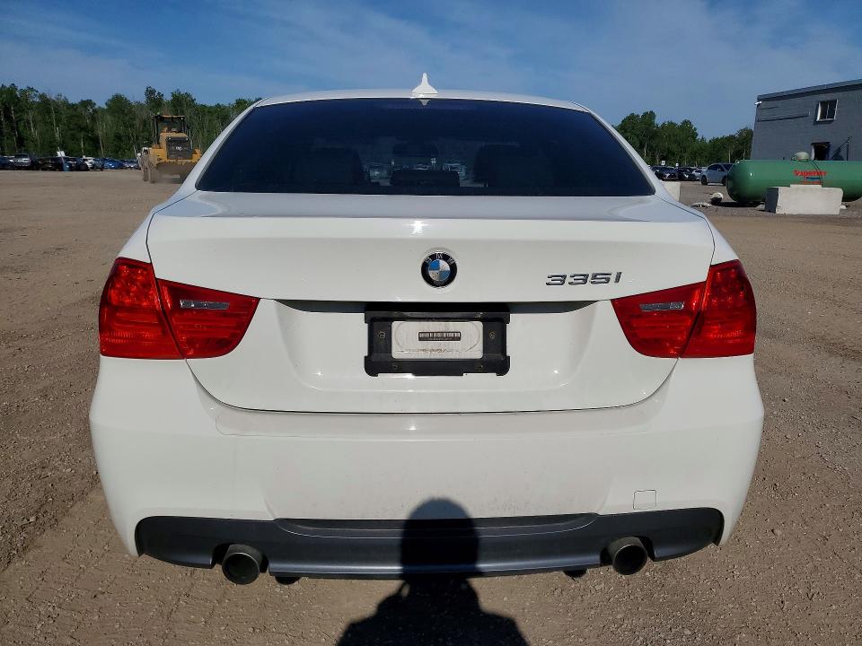 Photo 6 from auction – 2010 BMW 335 with VIN WBAPL3C50AA407971