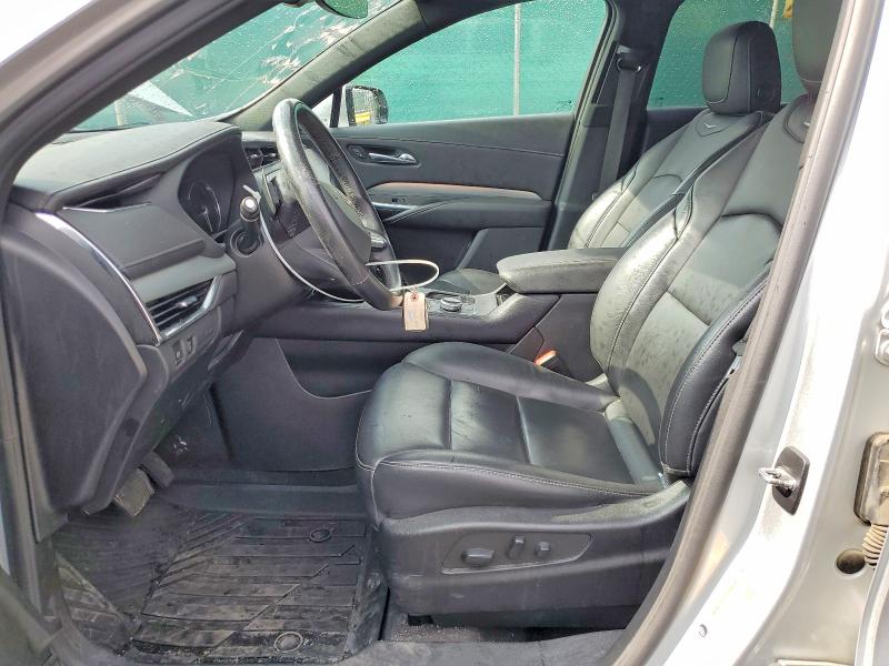 Photo 7 from auction – 2022 CADILLAC XT4 with VIN 1GYFZDR48NF136193