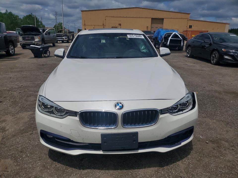 Photo 5 from auction – 2018 BMW 330 with VIN WBA8D9C58JEM31464