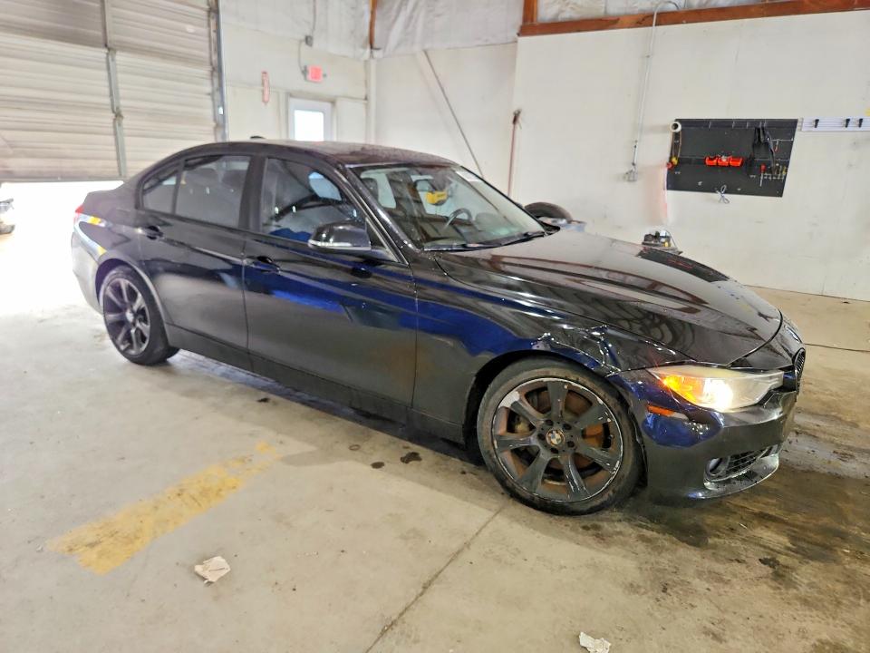 Photo 4 from auction – 2015 BMW 335 with VIN WBA3A9G51FNS66748