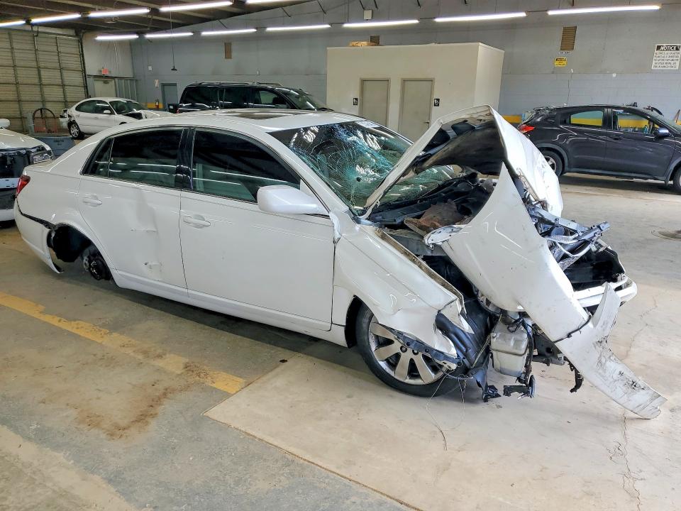 Photo 4 from auction – 2006 TOYOTA AVALON with VIN 4T1BK36B96U154149