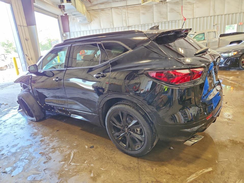 Photo 2 from auction – 2019 CHEVROLET BLAZER with VIN 3GNKBJRS1KS683732