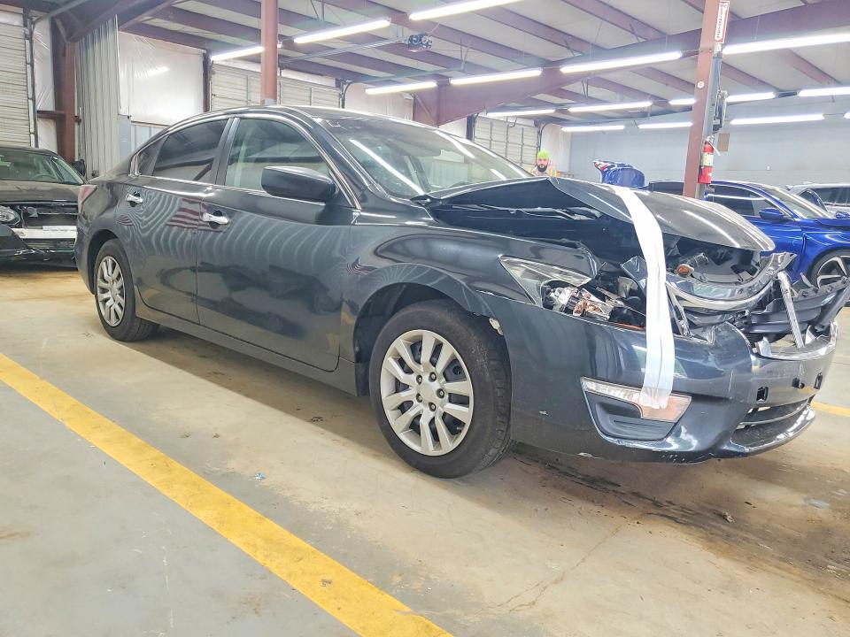 Photo 4 from auction – 2015 NISSAN ALTIMA with VIN 1N4AL3AP1FN876635