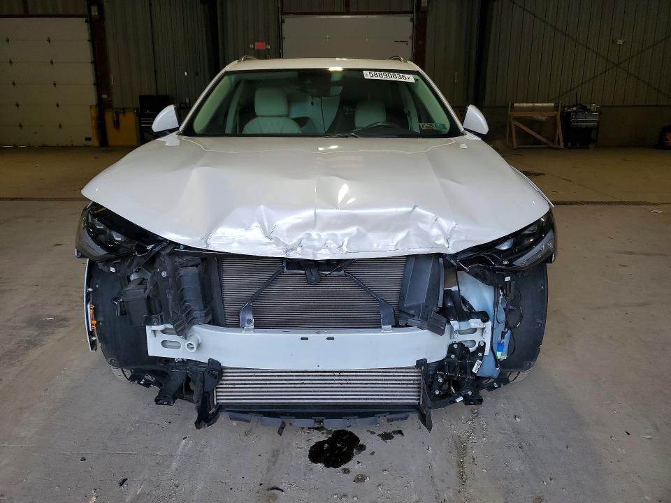 Photo 5 from auction – 2023 BUICK ENVISION with VIN LRBFZSR45PD071858