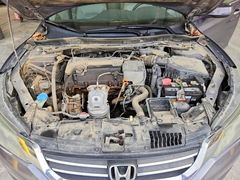 Photo 11 from auction – 2015 HONDA ACCORD with VIN 1HGCR2F83FA240451