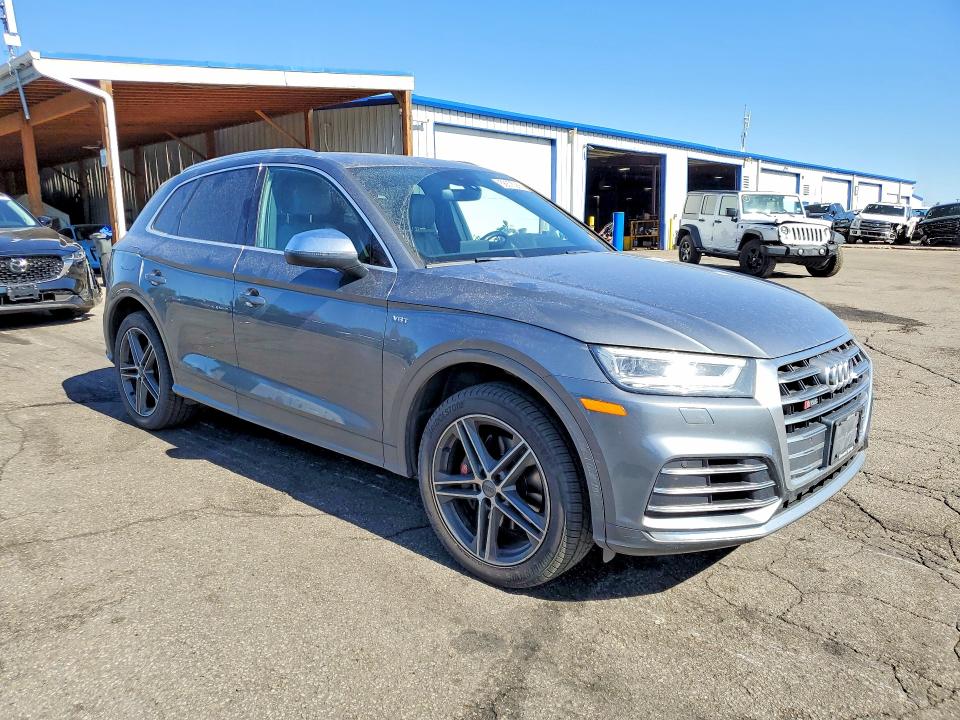 Foto 4 de la subasta – 2018 AUDI SQ5 con VIN WA1A4AFY2J2020603