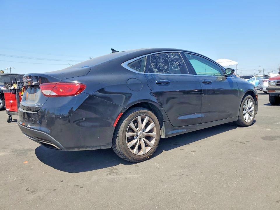 Photo 3 from auction – 2015 CHRYSLER 200 with VIN 1C3CCCCG7FN551900