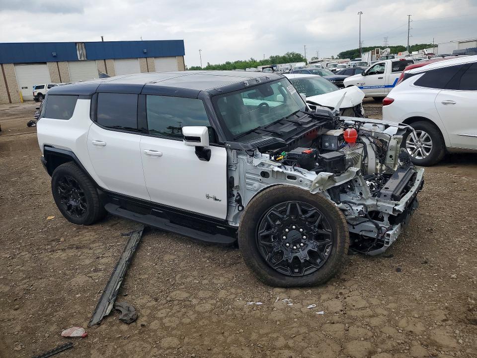 Photo 4 from auction – 2025 GMC HUMMER SUV with VIN 1GKB0NDEXSU107004