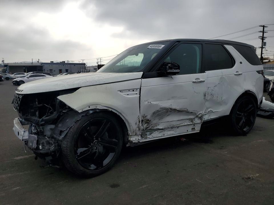 LAND ROVER DISCOVERY 2023 مع رقم تعريف المركبة SALRM4EU3P2484414 - صورة من المزاد