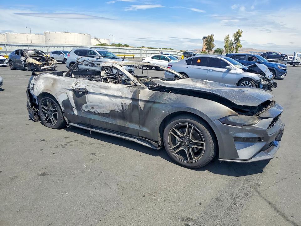 Снимка 4 от търг – 2019 FORD MUSTANG с VIN 1FATP8UH1K5159144