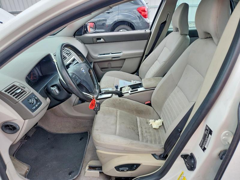 Photo 7 from auction – 2010 VOLVO S40 with VIN YV1390MS8A2510059