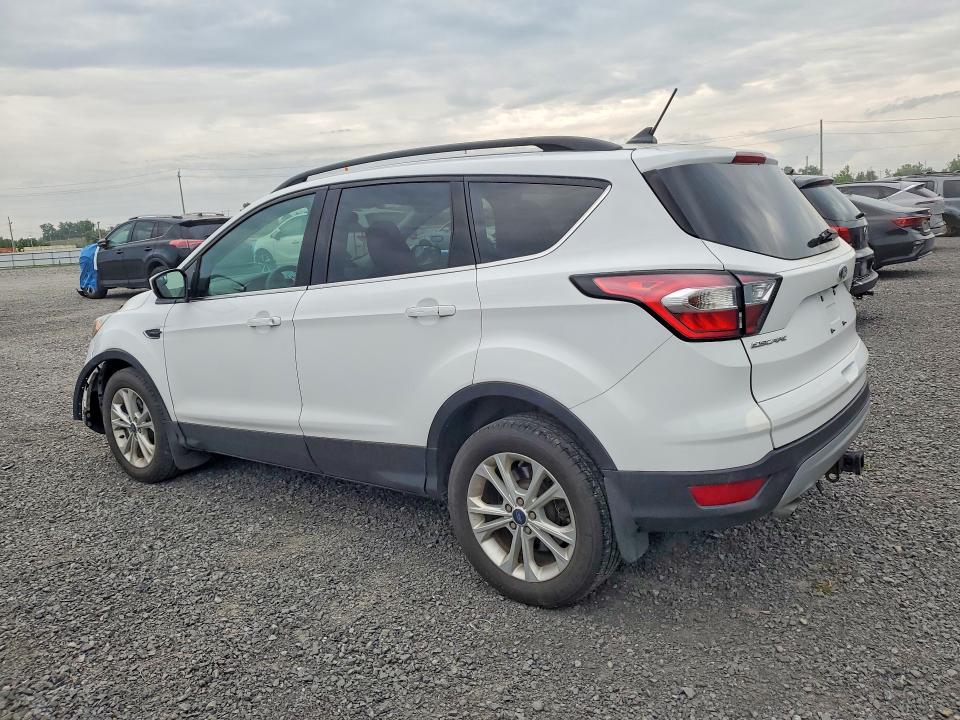 صورة رقم 2 من المزاد - 2018 FORD ESCAPE مع VIN 1FMCU9GD2JUA13384