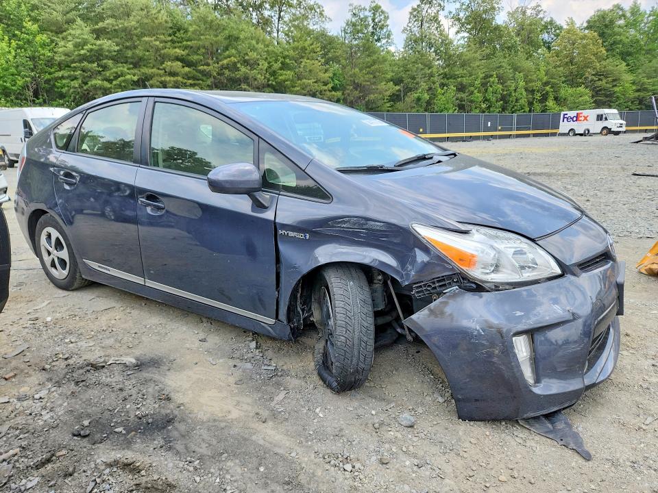 Photo 4 from auction – 2015 TOYOTA PRIUS with VIN JTDKN3DU8F0406027