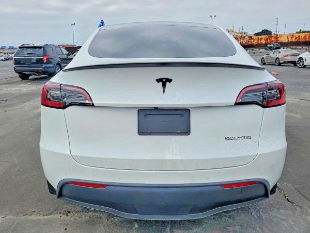 Zdjęcie 6 z aukcji – 2022 TESLA MODEL Y z VIN 7SAYGDEF4NF507661