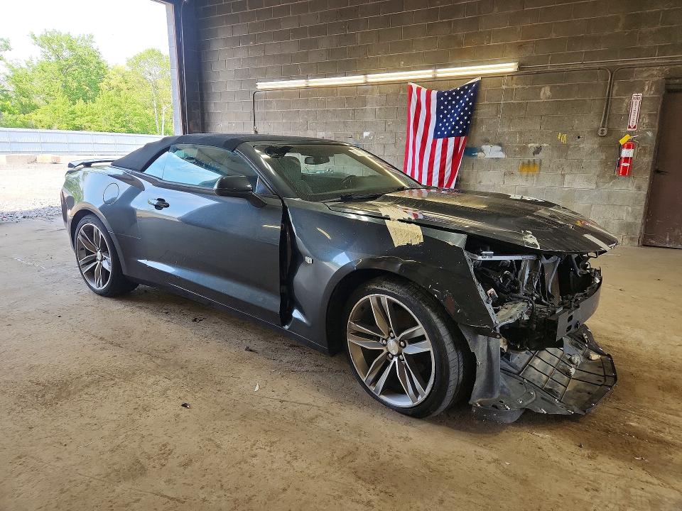 Photo 4 from auction – 2018 CHEVROLET CAMARO with VIN 1G1FB3DS4J0151077