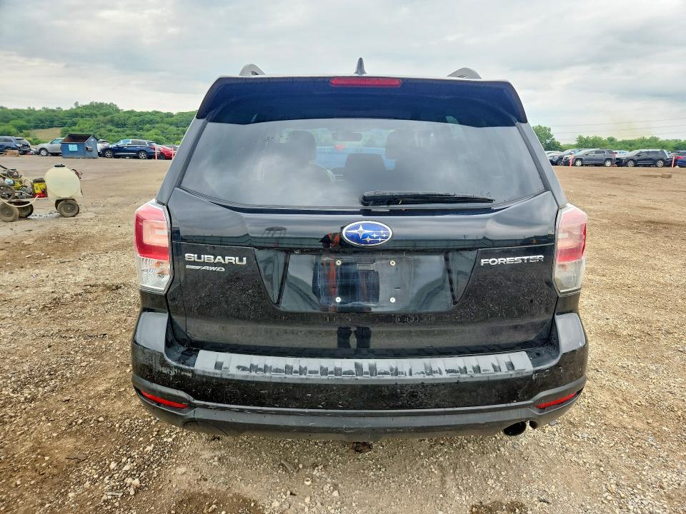 Photo 6 from auction – 2018 SUBARU FORESTER with VIN JF2SJAJC2JH554407