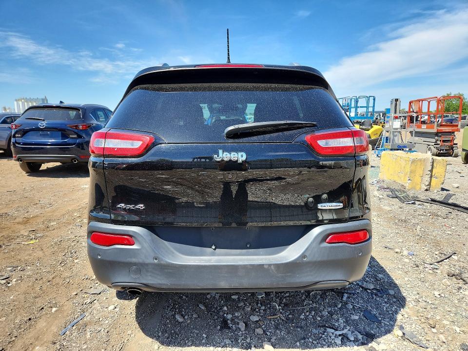 Foto 6 de la subasta – 2017 JEEP CHEROKEE con VIN 1C4PJMCB3HW582278