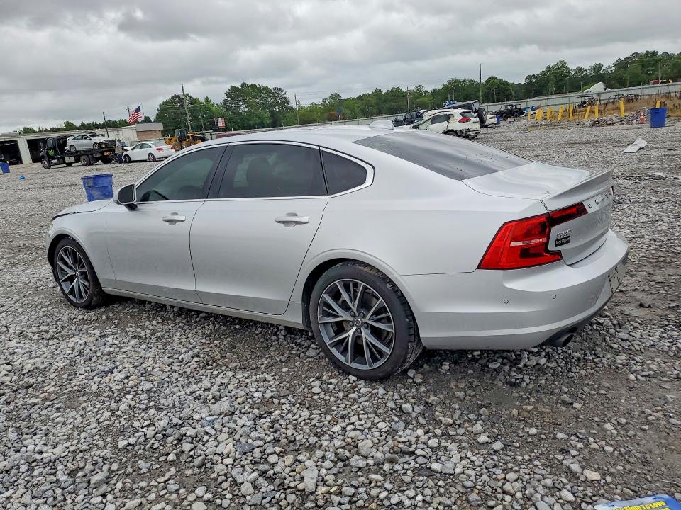 Photo 2 from auction – 2018 VOLVO S90 with VIN LVY102MK5JP056383