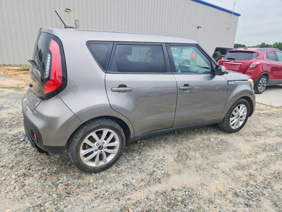 Photo 3 from auction – 2017 KIA SOUL with VIN KNDJP3A57H7495750