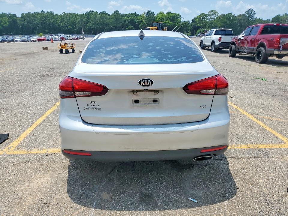 Zdjęcie 6 z aukcji – 2017 KIA FORTE z VIN 3KPFL4A89HE118144