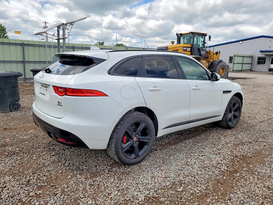 Photo 3 from auction – 2019 JAGUAR F-PACE with VIN SADCM2FV8KA365978