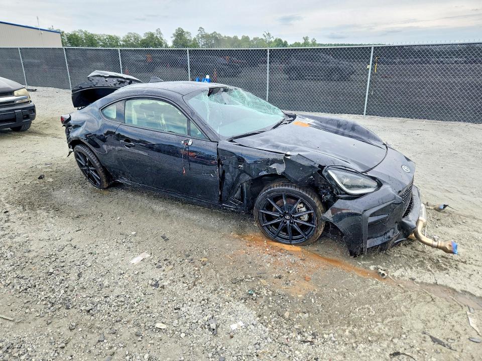 Photo 4 from auction – 2024 TOYOTA GR 86 with VIN JF1ZNBE10R8761315