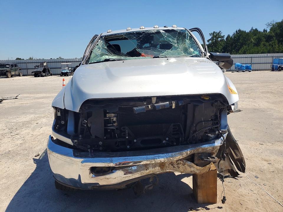 Photo 5 from auction – 2018 RAM 2500 with VIN 3C6MR5AJ5JG221321