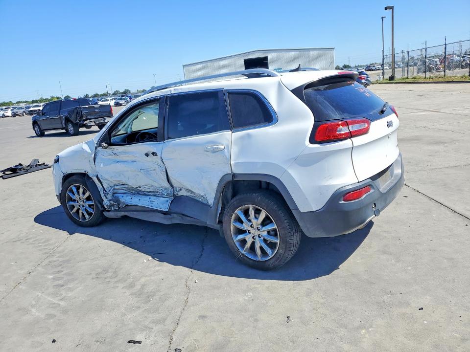 Photo 2 from auction – 2017 JEEP CHEROKEE with VIN 1C4PJLDB0HW539655